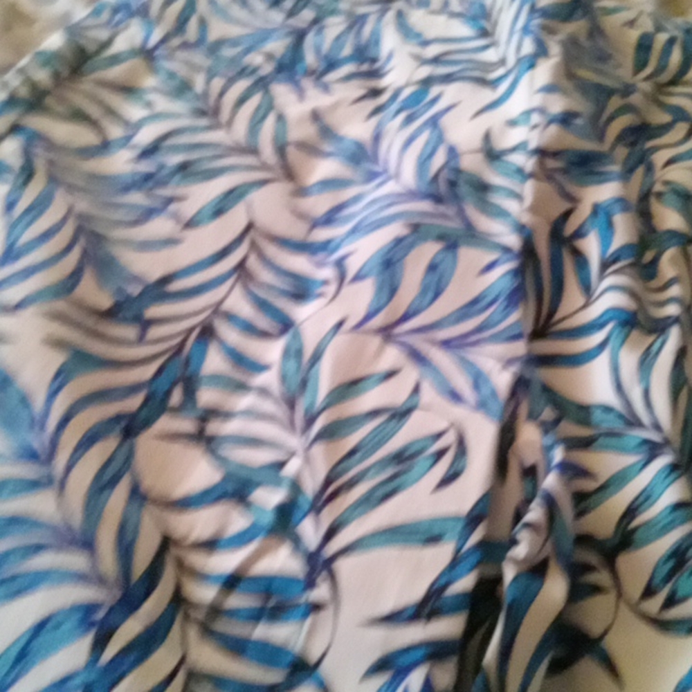 Women pants - Picture 3 of 3